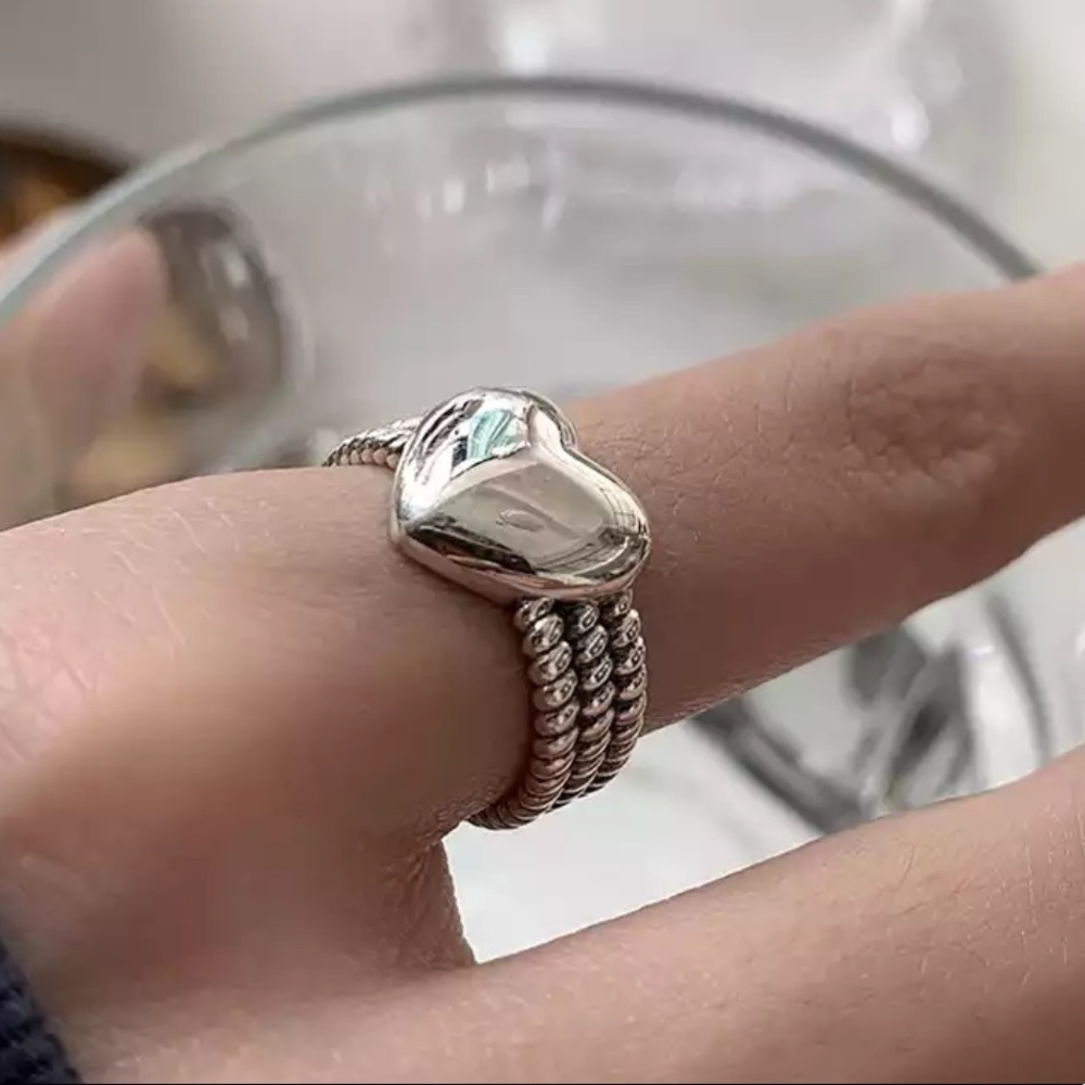 🤍Insta Love Heart ring Adjustable ring  sterling silver ring - Picture 6 of 7